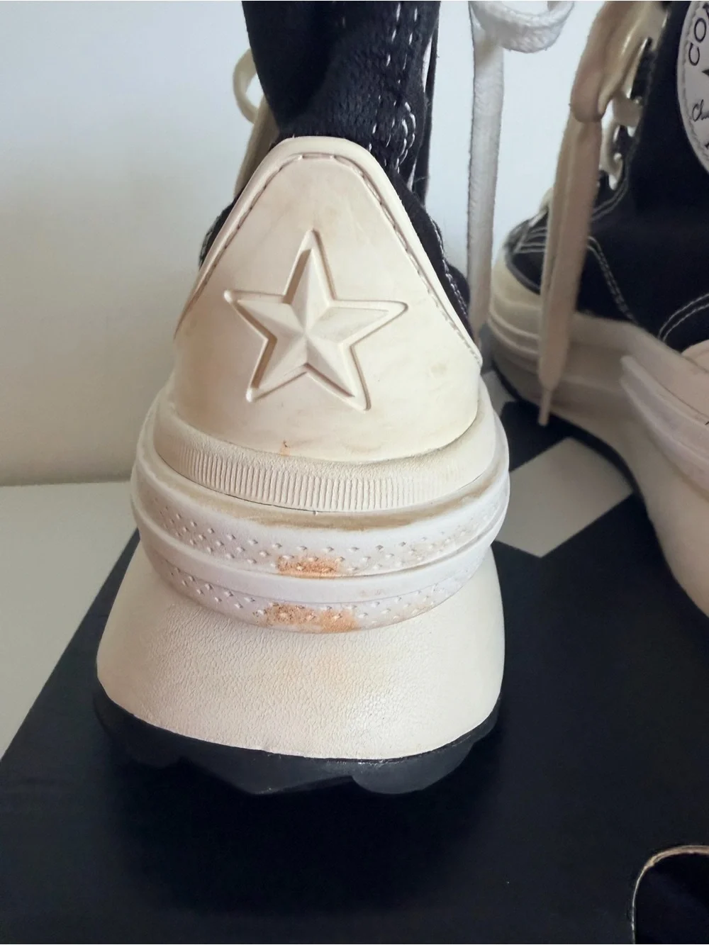 Converse size very